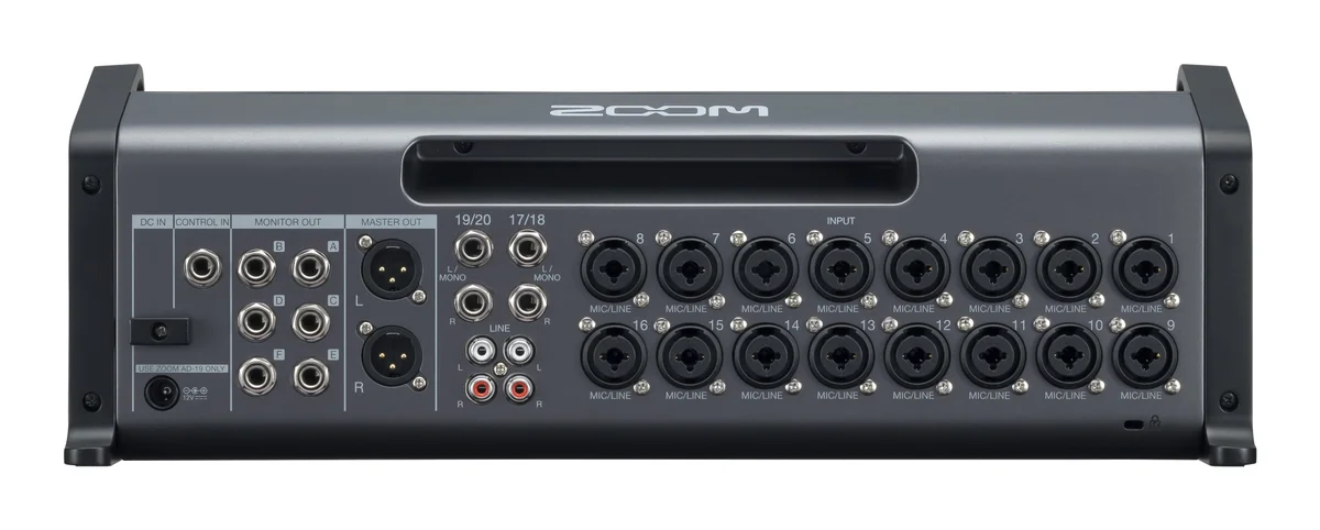 LiveTrak L-20R