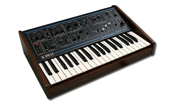 Synthesizer 100F