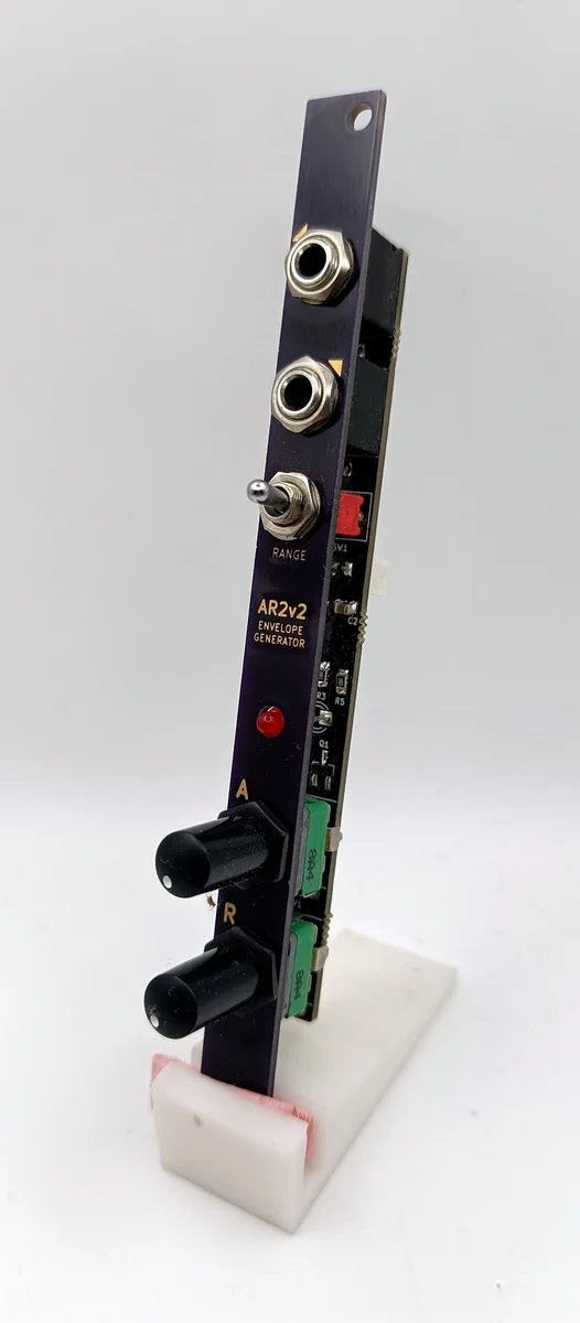 AR2v2: single-channel AR envelope generator with range switch (2HP)