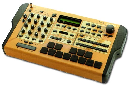 XL-7 Command Station