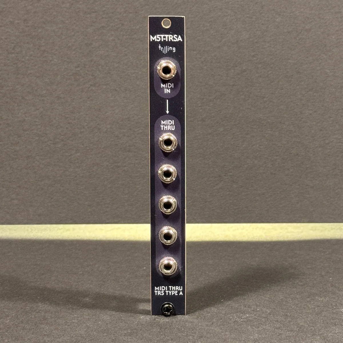 M5T-TRSA - MIDI Thru TRS Type A