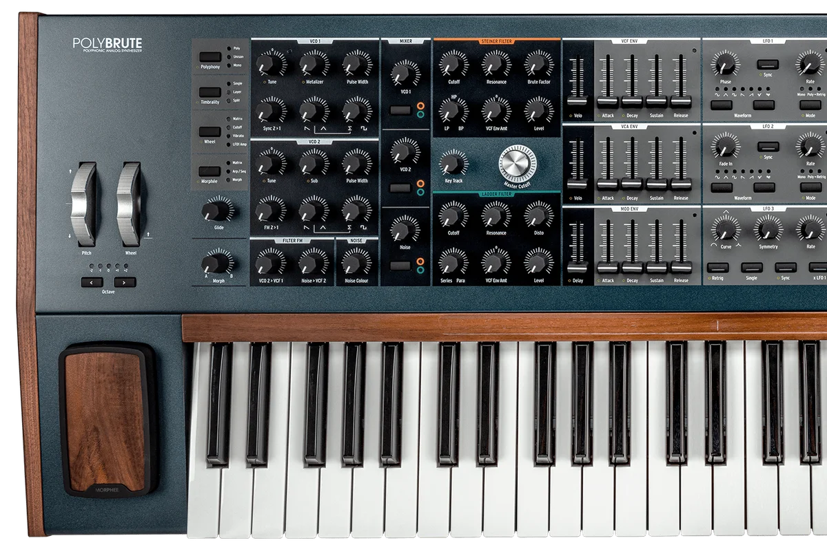 PolyBrute Noir Edition