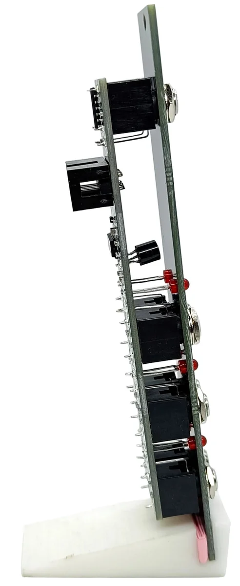 DVDR: Power-of-two clock divider (4HP)